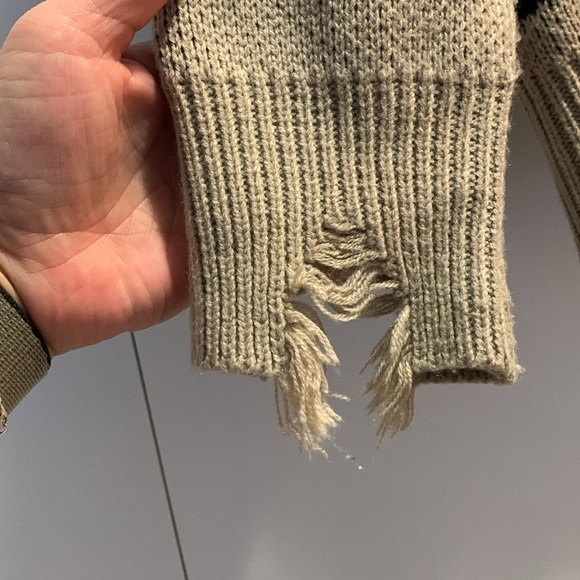 Ninexis Leopard Distressed Sweater - Picture 4 of 5